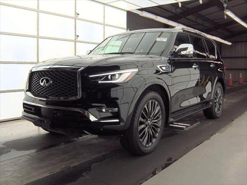 2024 INFINITI QX80 SENSORY AWD