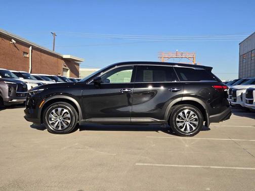 2025 INFINITI QX60 Pure