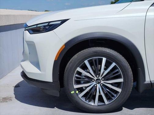 2025 INFINITI QX60 SENSORY