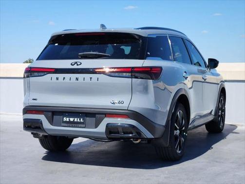 2025 INFINITI QX60 Luxe
