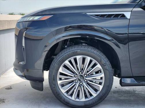 2025 INFINITI QX80 SENSORY AWD