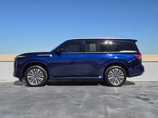 2025 INFINITI QX80 SENSORY AWD
