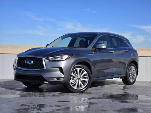 2024 INFINITI QX50 LUXE