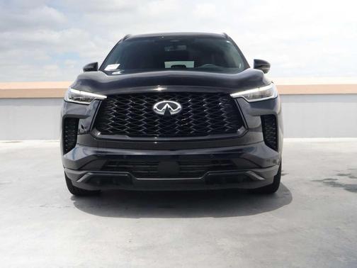 Mineral Black 2025 INFINITI QX60 Luxe