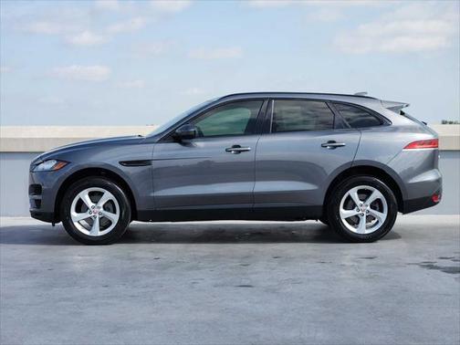 2018 Jaguar F-PACE 25t Premium