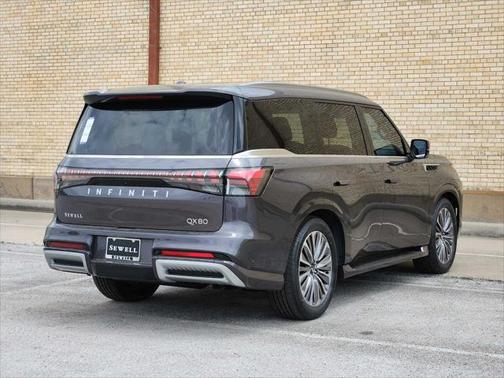 2025 INFINITI QX80 Luxe