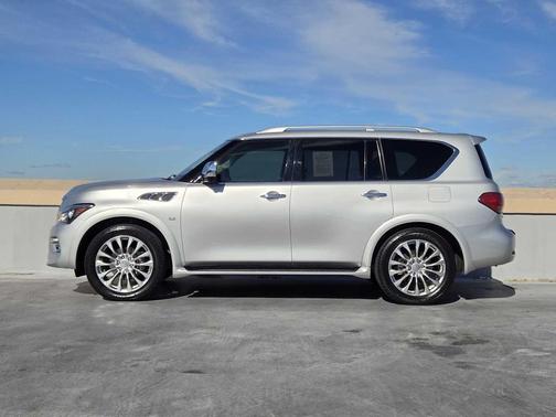 2017 INFINITI QX80 Base