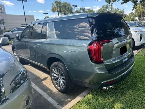 2023 GMC Yukon XL Denali