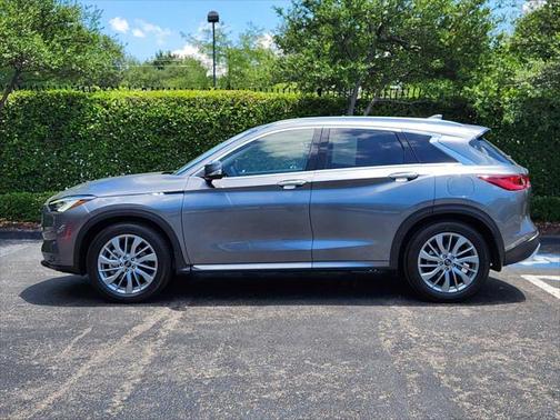 2024 INFINITI QX50 LUXE