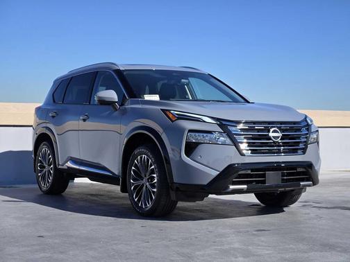 2024 Nissan Rogue Platinum