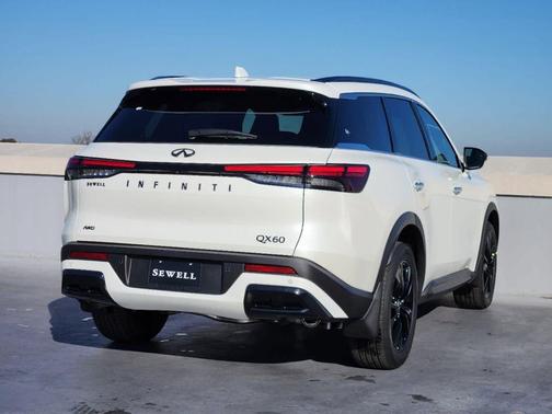Majestic White 2025 INFINITI QX60 Luxe