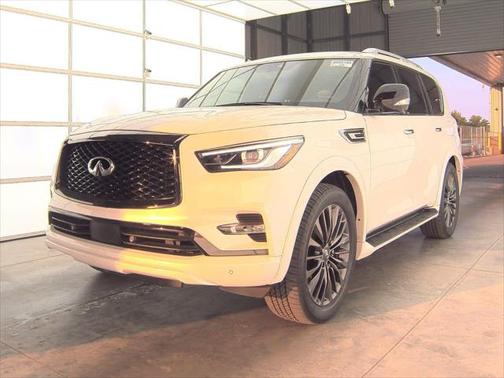 2024 INFINITI QX80 SENSORY AWD
