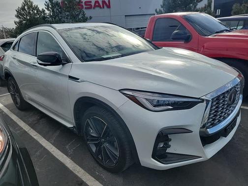 2025 INFINITI QX55 ESSENTIAL