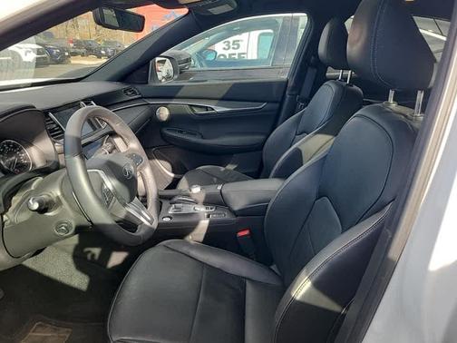 2025 INFINITI QX55 ESSENTIAL