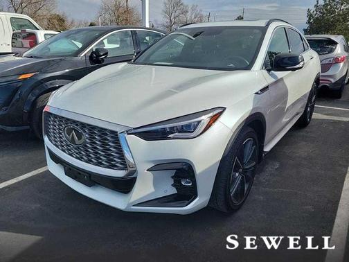 2025 INFINITI QX55 ESSENTIAL