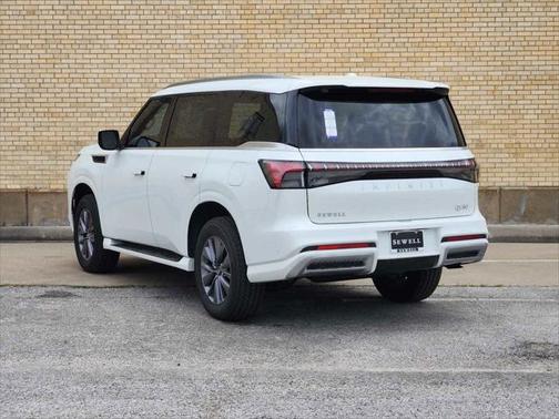 2025 INFINITI QX80 PURE