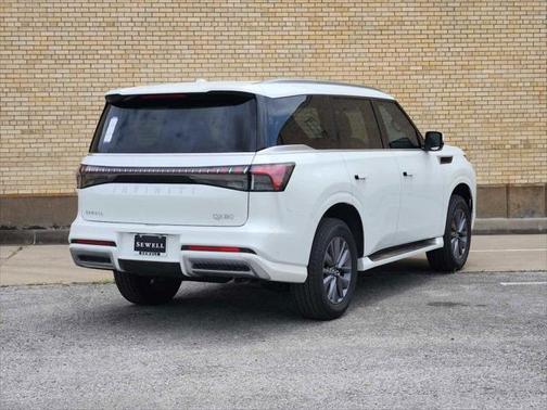 2025 INFINITI QX80 PURE