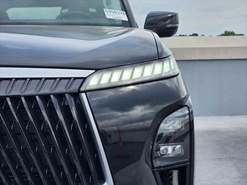 2025 INFINITI QX80 SENSORY AWD