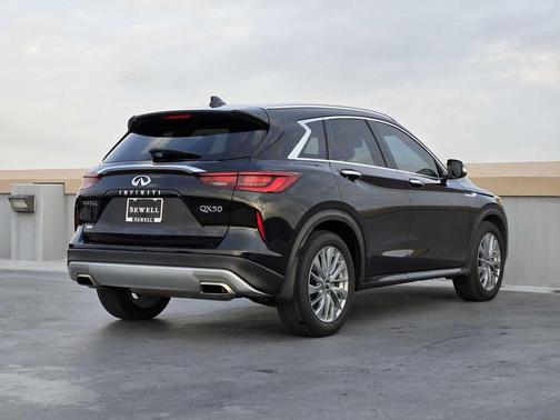 2025 INFINITI QX50 Luxe AWD
