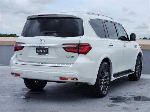2023 INFINITI QX80 SENSORY AWD