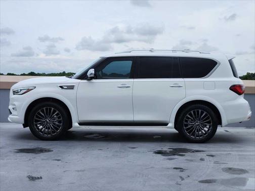 2023 INFINITI QX80 SENSORY AWD