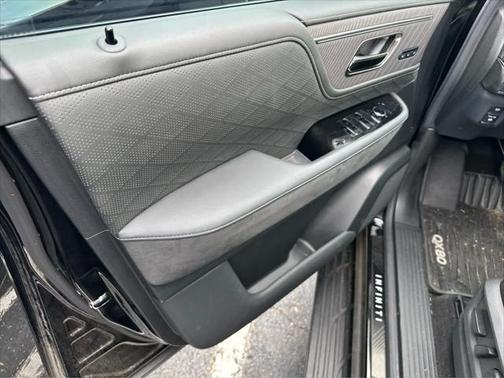 2025 INFINITI QX80 AUTOGRAPH AWD
