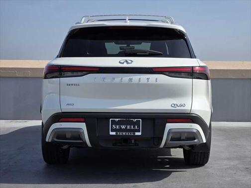 2025 INFINITI QX60 SENSORY