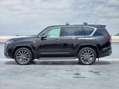 2022 Lexus LX 600 F SPORT