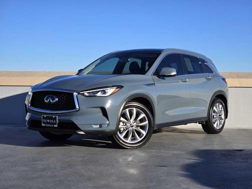 2022 INFINITI QX50 LUXE