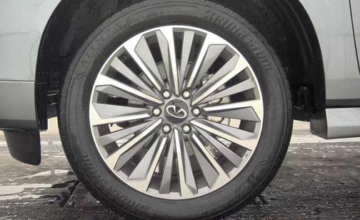 2025 INFINITI QX80 SENSORY AWD