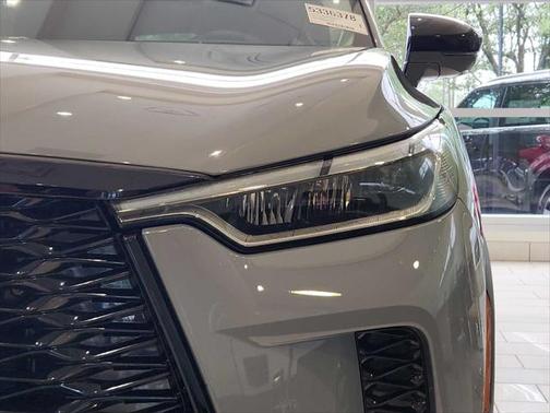2025 INFINITI QX60 SENSORY