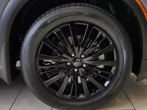 2025 INFINITI QX60 SENSORY