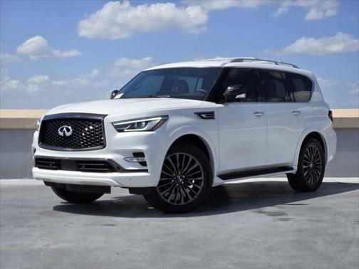 2024 INFINITI QX80 SENSORY AWD