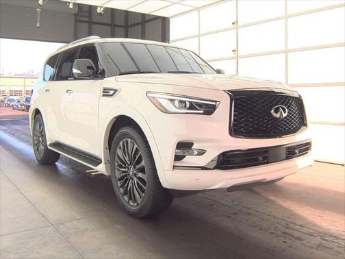 2024 INFINITI QX80 SENSORY AWD