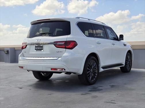 2024 INFINITI QX80 SENSORY AWD