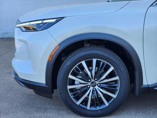2025 INFINITI QX60 SENSORY