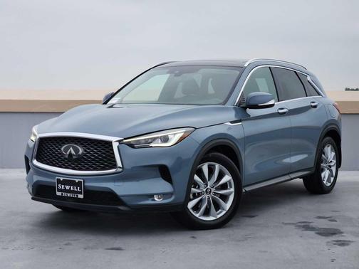 2022 INFINITI QX50 LUXE AWD