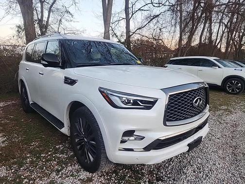 2024 INFINITI QX80 SENSORY AWD