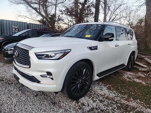 2024 INFINITI QX80 SENSORY AWD