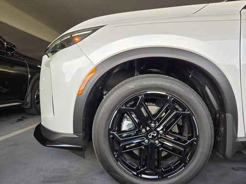 2026 INFINITI QX60 Base