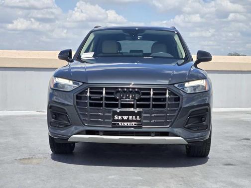 Manhattan Gray Metallic 2021 Audi Q5 45 Premium Plus