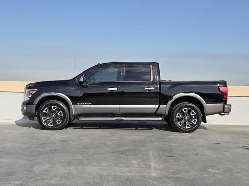 2021 Nissan Titan Platinum Reserve