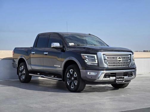 2021 Nissan Titan Platinum Reserve