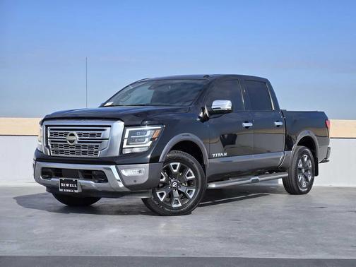 2021 Nissan Titan Platinum Reserve
