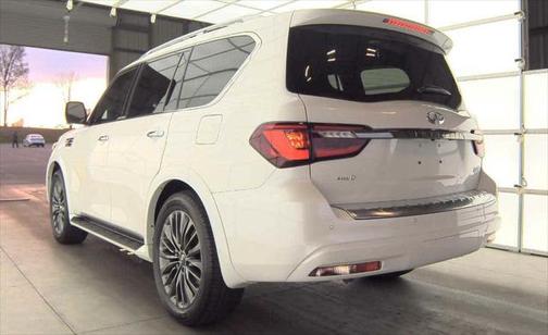 2024 INFINITI QX80 SENSORY AWD