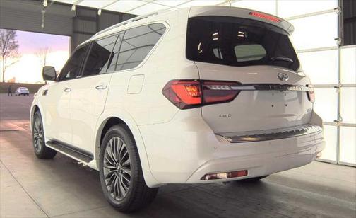 2024 INFINITI QX80 SENSORY AWD