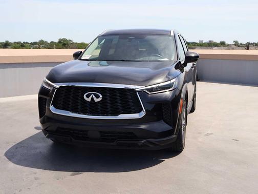 Mineral Black 2025 INFINITI QX60 Luxe