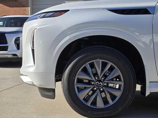 2026 INFINITI QX80 PURE AWD