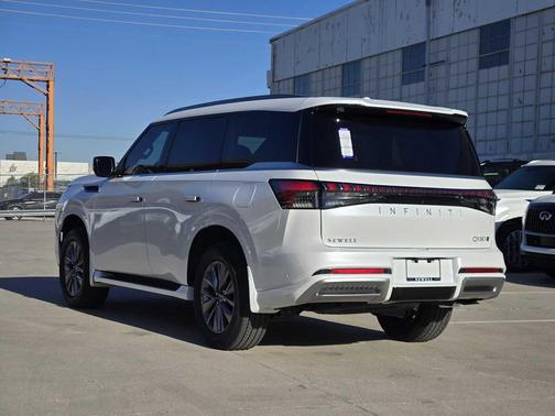 2026 INFINITI QX80 PURE AWD