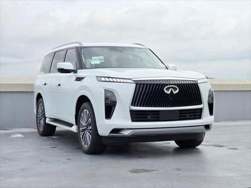 2025 INFINITI QX80 Luxe